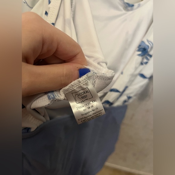 Coral Reef Floral One Piece Swimsuit - Picture 5 of 5